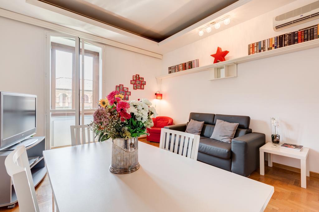 Lulu House *
